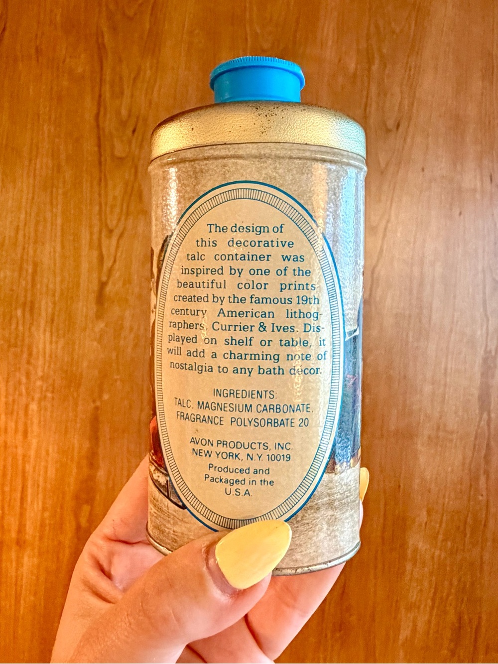 70s Vintage ⚜️ Avon Talc Tin Canisters (4) - Picture 3 of 8